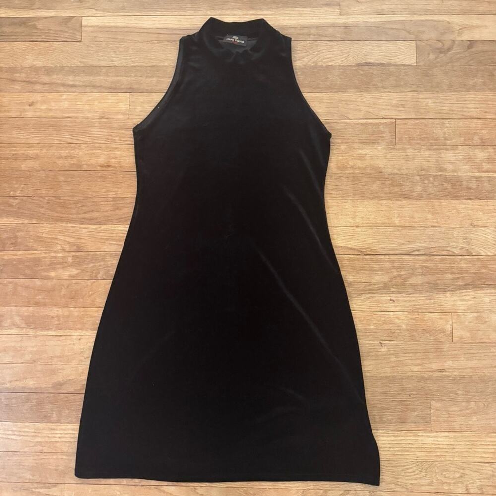 Laura Palma black velvet high neck knee length sheath dress size 8
 b68